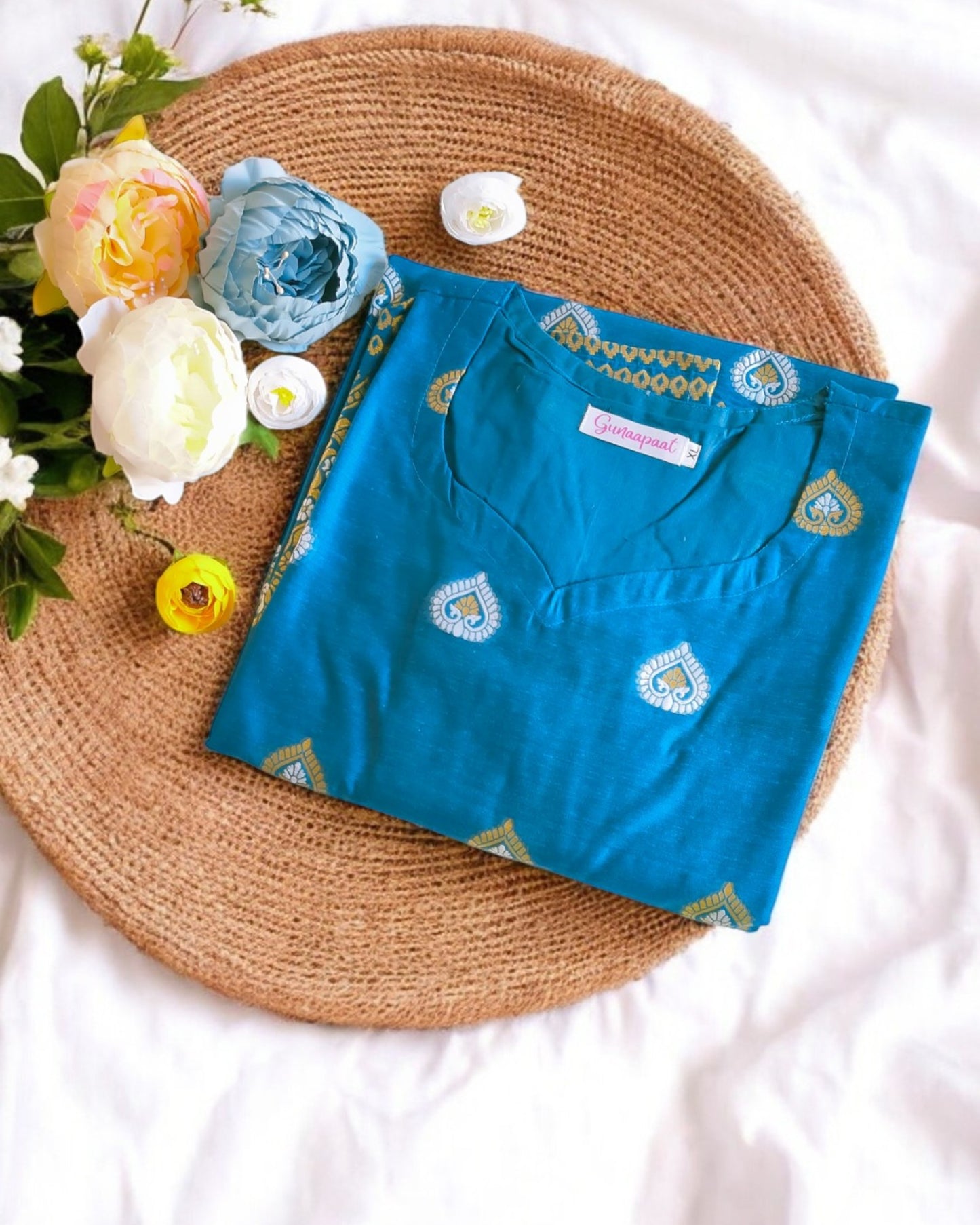 Paanbahar Zari Kurti