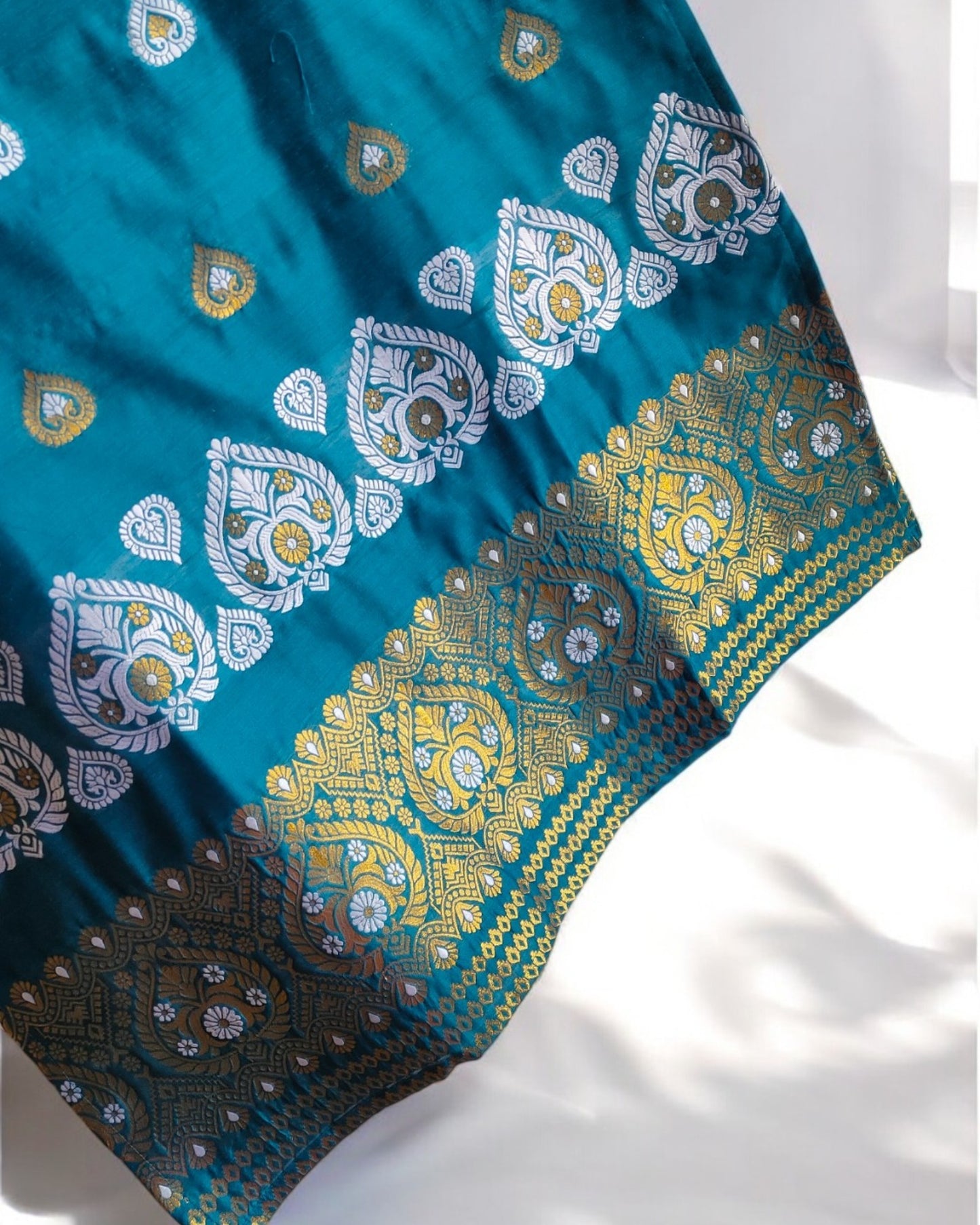 Paanbahar Zari Kurti