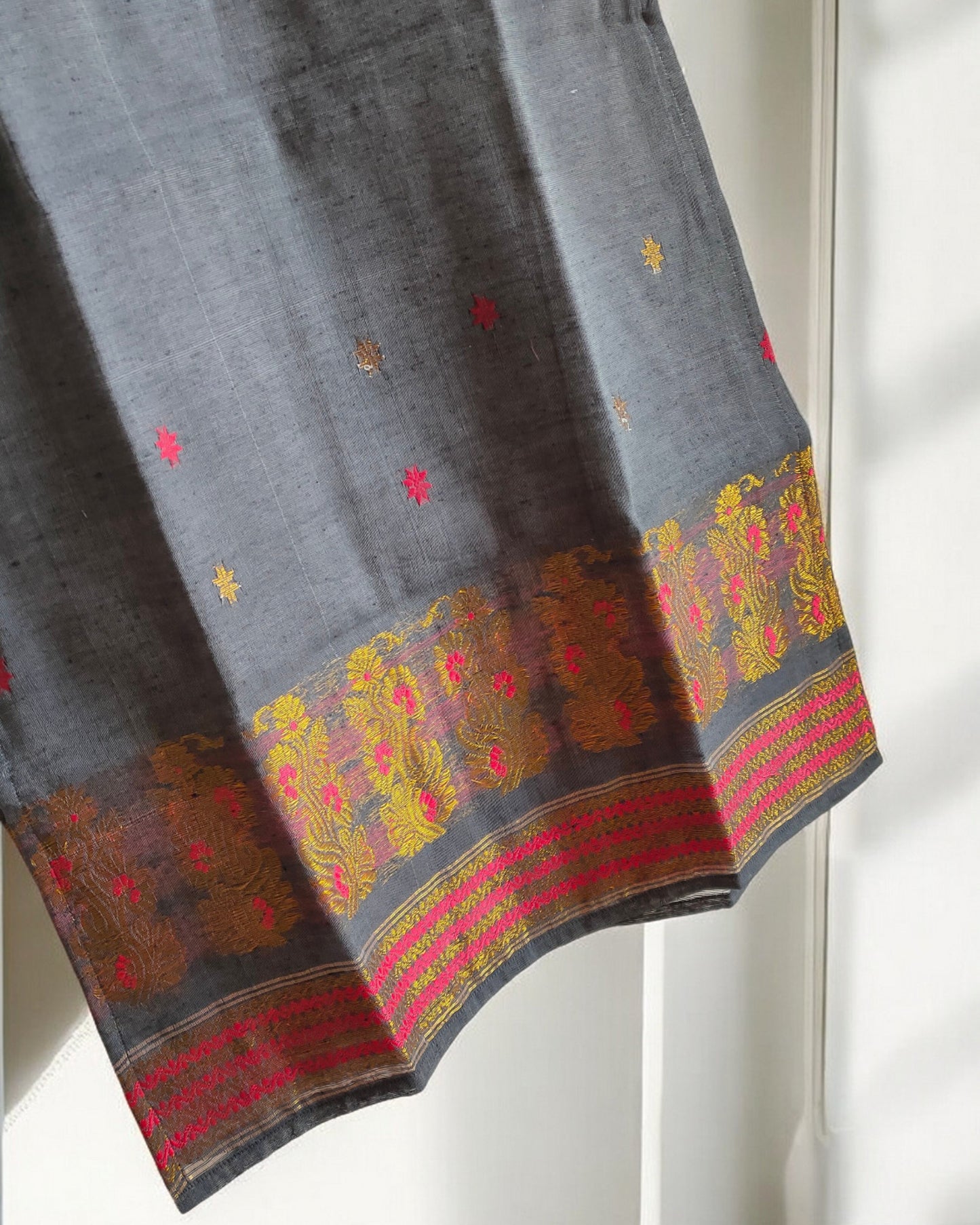 Grey Handloom Zari Kurti