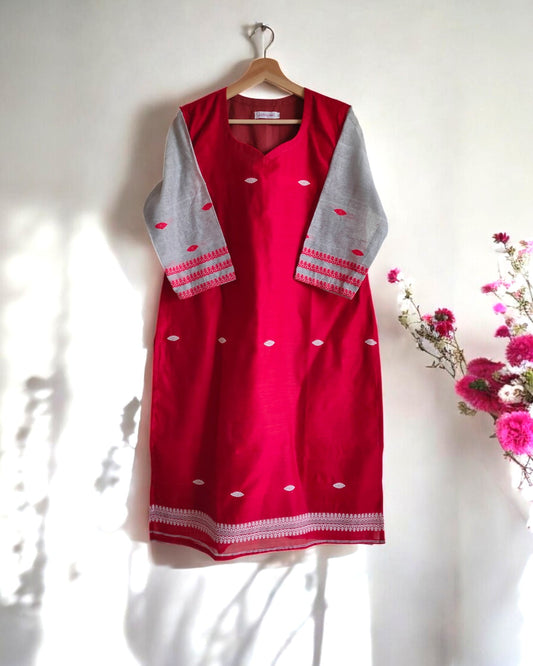 Tejimala Handloom Kurti